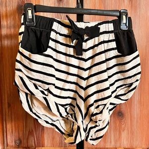 NWT TAVIK SHORTS